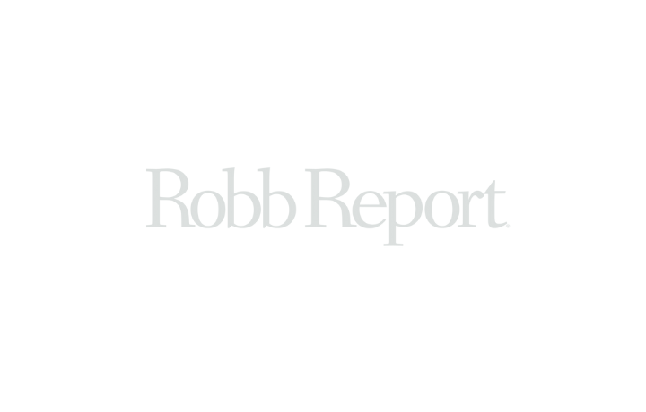 Robb Report logo on a plain white rectangle, displaying no shapes, text, or other elements.